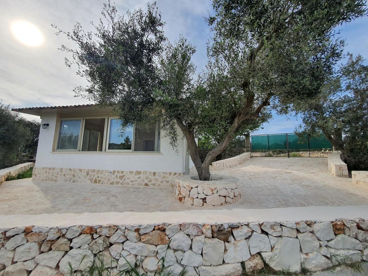 Lamia Giardino Degli Ulivi Villa Остуни Екстериор снимка